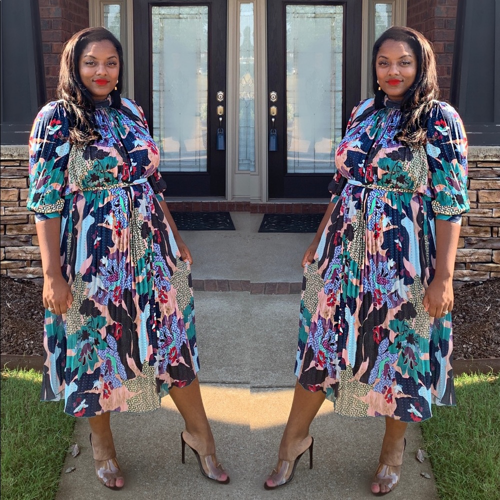 Final Sale Gorgeous Vintage Style Midi Dress